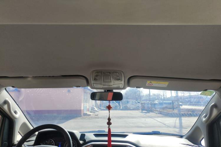 Used JAC Refine M4 2017 2.0T Manual Comfort Version