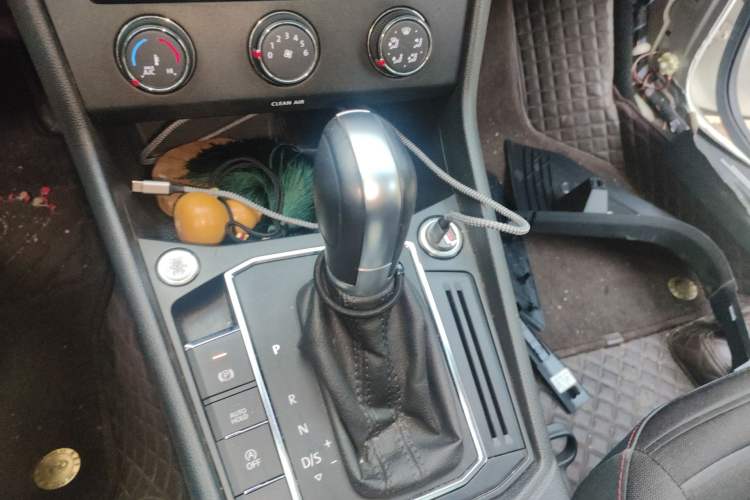 Used Volkswagen Lavida 2023 280TSI DSG Starry Sky Deluxe Edition Gear Lever