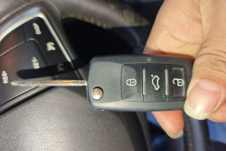 Used GAC Trumpchi GS4 2015 200T Manual Luxury Edition Vehicle Key