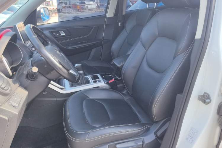 Used Bestune X40 2019 1.6L Manual Luxury Edition China VI