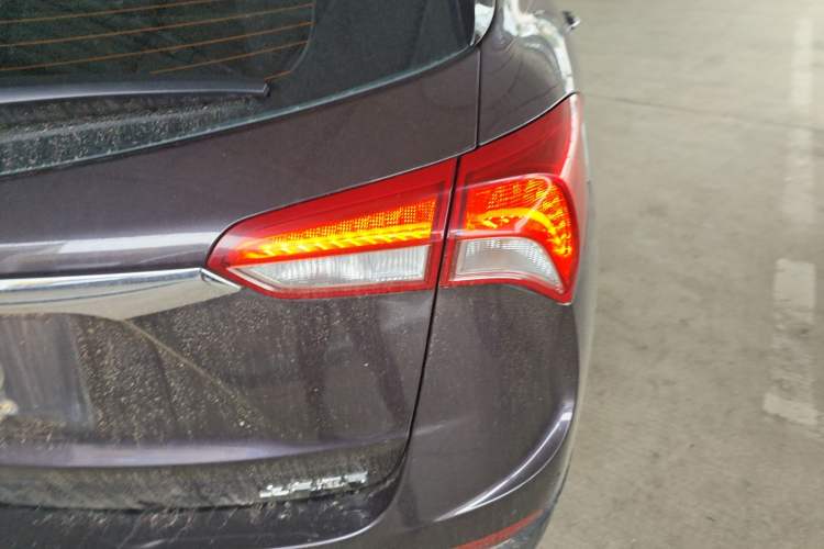 Used Buick Envision 2018 20T Two-Wheel-Drive Leading Model