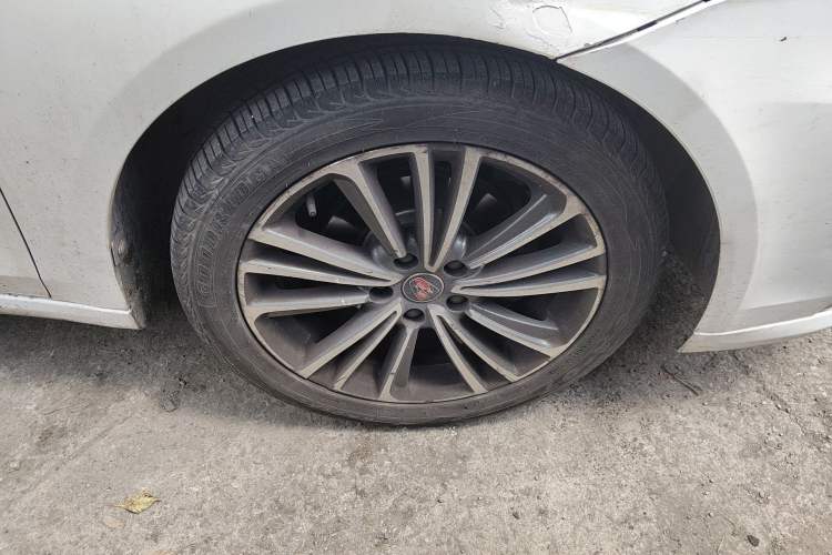 Used Roewe i6 2019 PLUS 1.6L CVT 4G Connected Flagship Deluxe Edition Right Front Wheel Hub