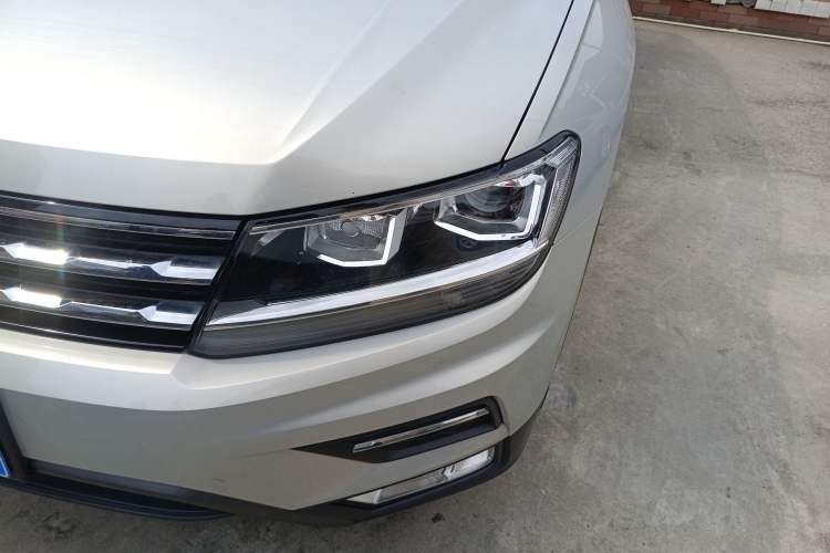 Used Volkswagen Tiguan L 2018 330TSI Automatic Two-Wheel Drive Luxury Edition
