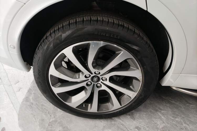 Used Land Rover Discovery Sport 2020 249 PS R-Dynamic Performance Tech Edition 7 Seats
