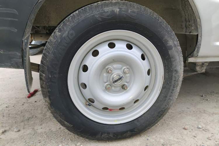 Used Jinbei Hiace X30 2020 1.5L Super-Comfortable Version China VI Standard SWC15M