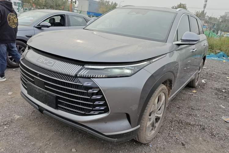 Used BYD Frigate 07 2024 HONOR Edition DM-i 205KM Flagship Model