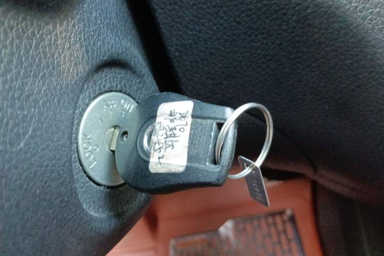Used Nissan Tiida 2014 1.6L CVT Comfort Model Vehicle Key