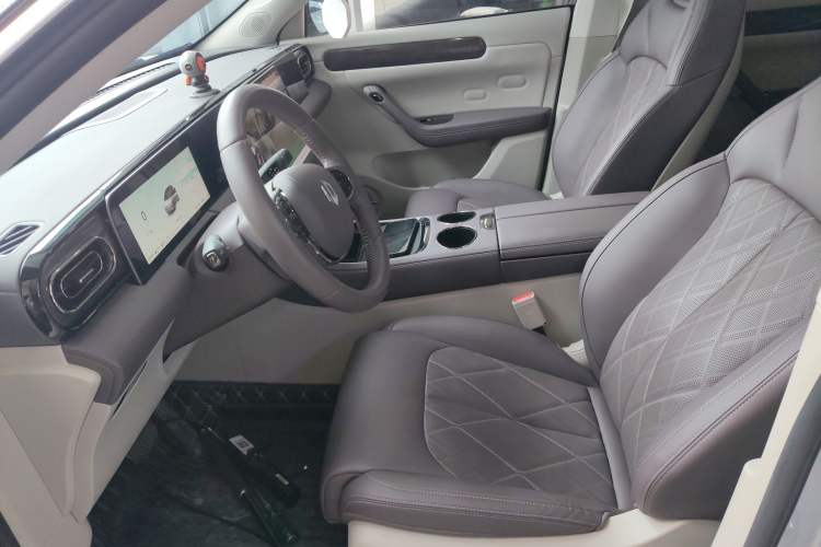 Used Leapmotor C11 2024 Range-Extended 300 Luxury Edition