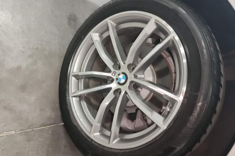Used BMW 5 Series 2019 Restyled 525Li M Sport Package Right Rear Wheel Hub