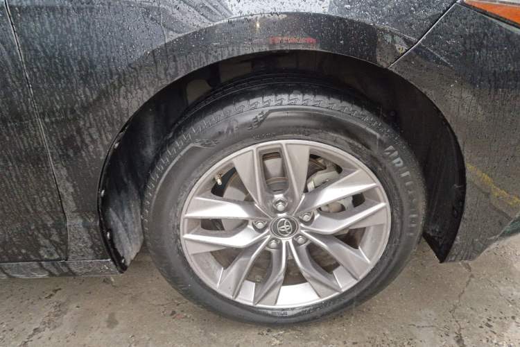 Used Toyota Avalon 2019 2.0L Luxury Edition China VI Standard