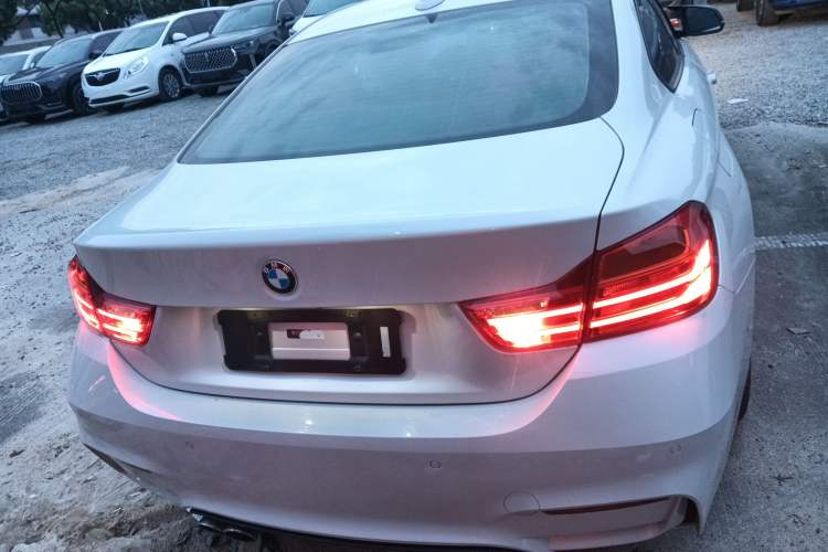 Used BMW 4 Series 2016 420i Design Package Model