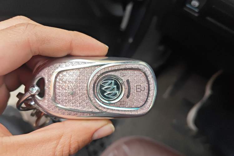 Used Buick GL6 2018 18T 6-Seater Luxury Model Vehicle Key