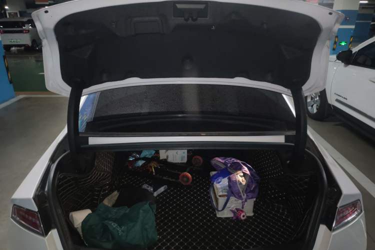 Used Lincoln MKZ 2018 2.0T Premium Edition
