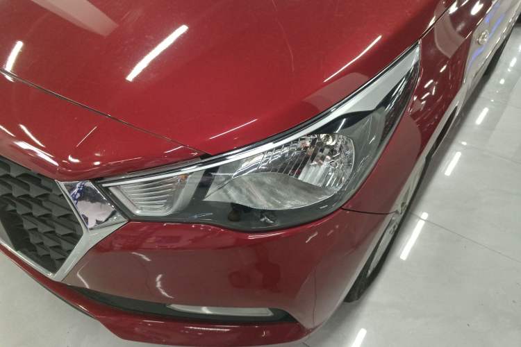 Used Hyundai Verna RV 2017 1.4L Automatic Cool Edition GLS China VI Standard Left Front Headlight