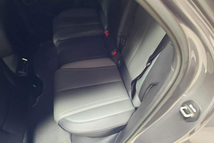 Used BYD Qin L 2025 DM-i Smart Drive 80KM Leading Model Left Rear Seat