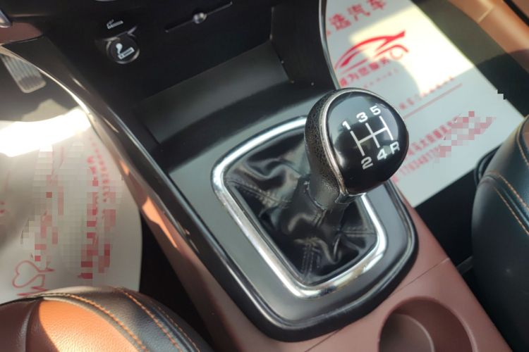 Used FORTHING SX6 2016 1.6L Manual Luxury Model
