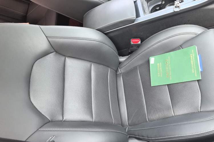 Used Geely Auto Emgrand 2018 1.5L CVT Luxury Model Right Front Seat