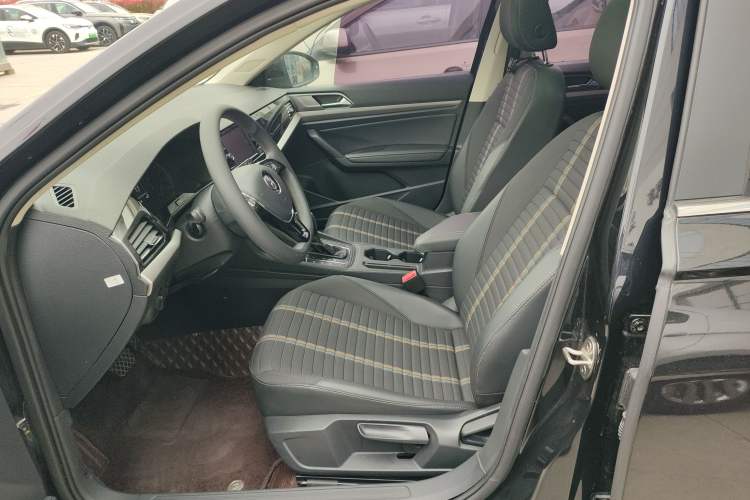 Used Volkswagen Lavida 2019 280TSI DSG Comfort Edition China VI standard Left Front Seat