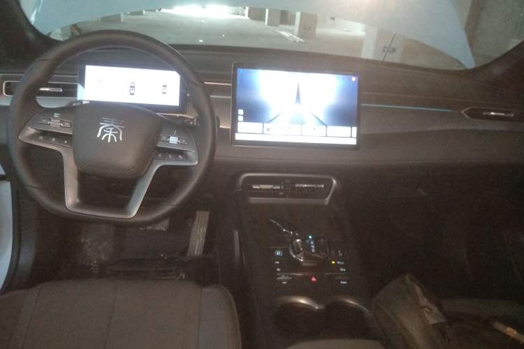 Used BYD Qin PLUS 2025 DM-i Smart Drive 120KM Superior Model