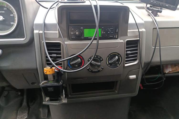 Used Iveco Daily 2014 2.5T-A35 NJ6484ACM47Z4