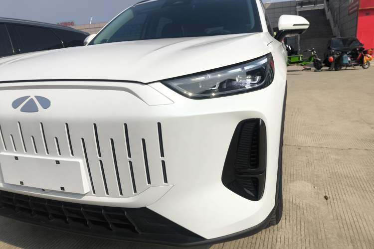 Used Chery Fengyun T9 2025 120 Long-Range Luxury Version 5 Seats Lithium Iron Phosphate