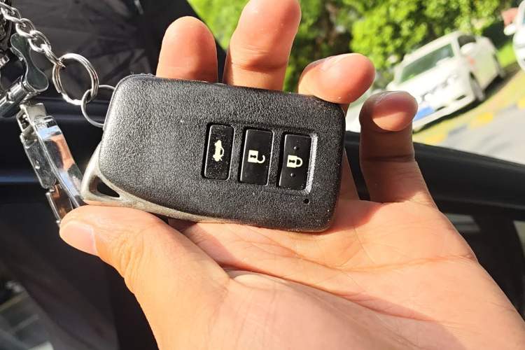Used Lexus ES 2013 250 Elite Edition Vehicle Key