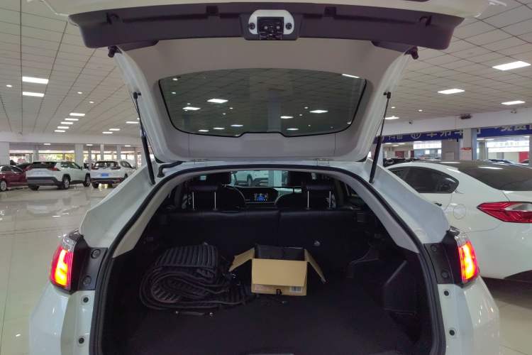 Used Venucia T90 2017 2.0L CVT Smart Edition