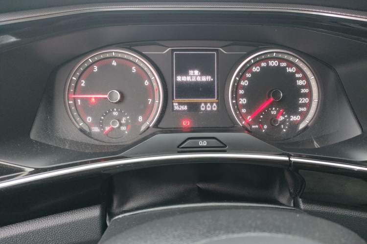 Used Volkswagen Tayron 2020 330TSI Two-Wheel Drive Luxury Smart Connectivity Version Odometer Close Up