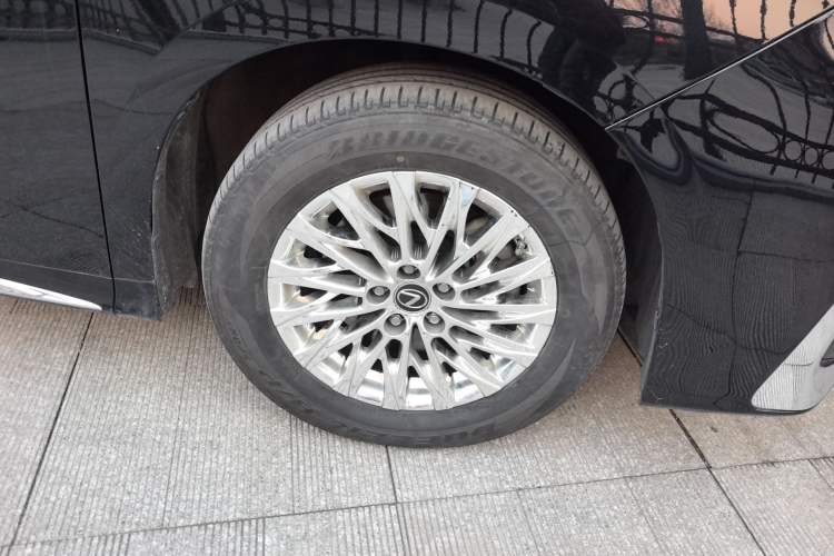 Used Lexus LM 2020 300h Seven-Seat Elegant Edition