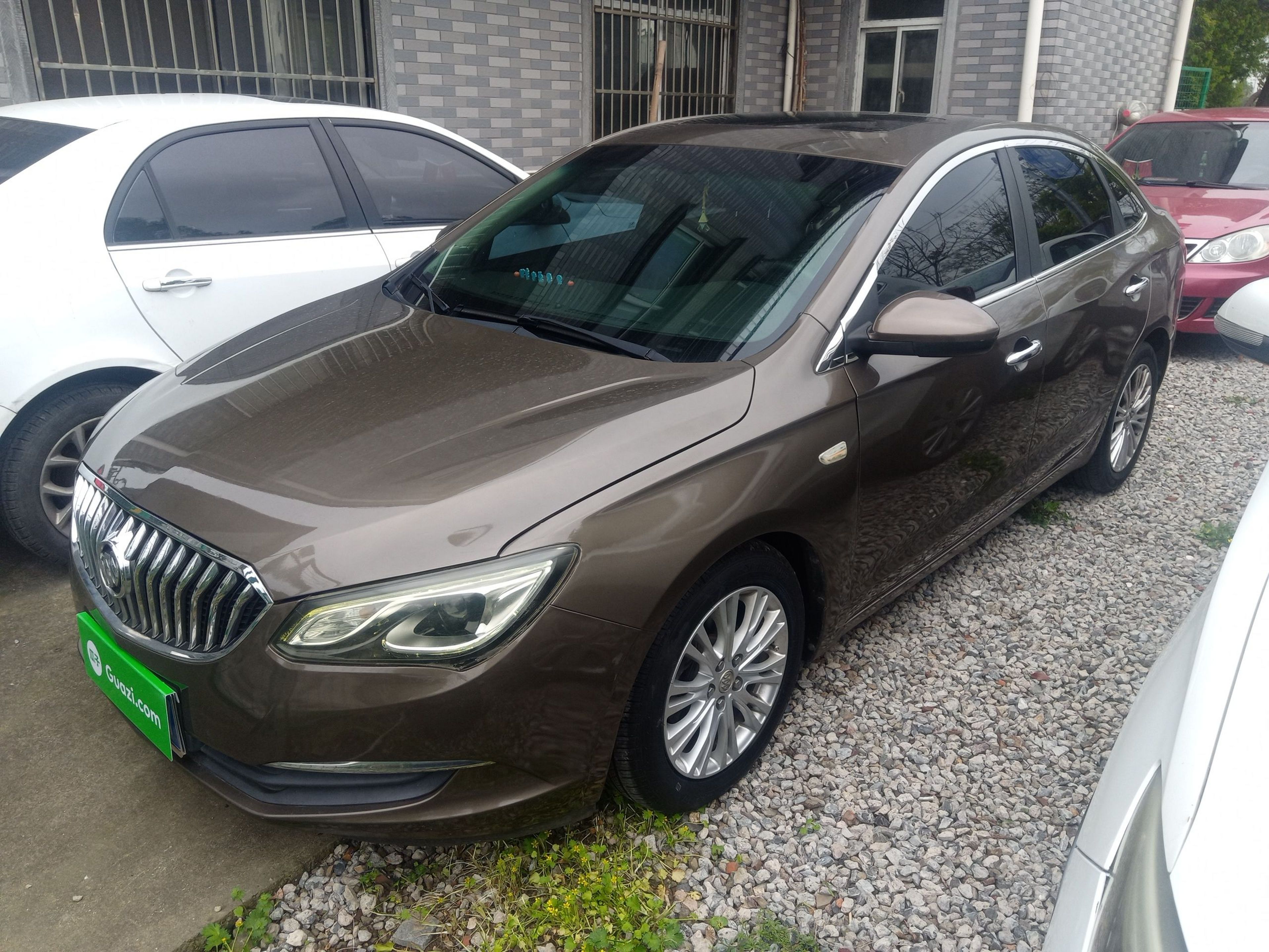 Parte inferior delantera