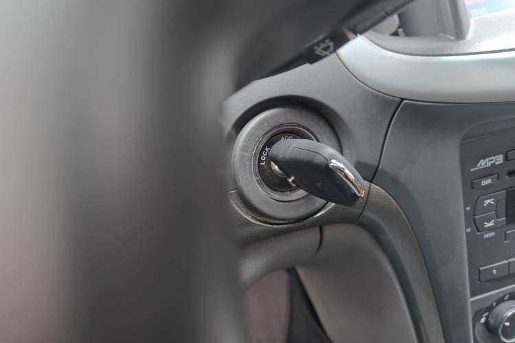 Used Chevrolet Epica 2013 1.8 SL ZhiZhen Edition MT