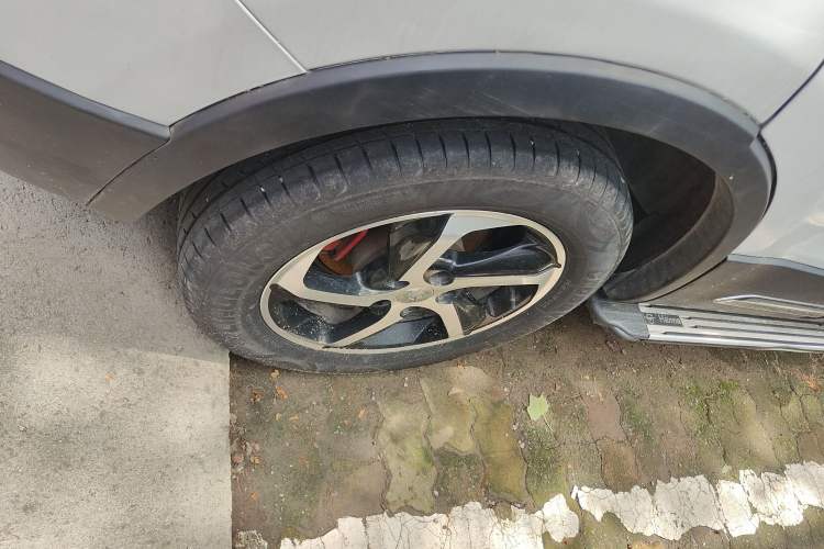 Used Haima S5 2018 1.5T CVT Luxury Model Right Rear Wheel Hub