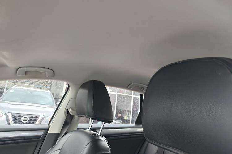 Used Volkswagen Bora 2020 1.5L Automatic Fashion Edition Headliner