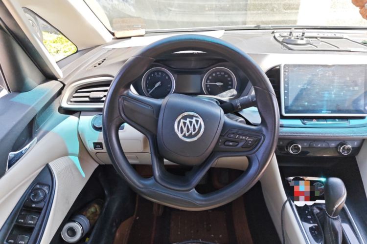 Used Buick GL6 2018 18T 6-Seater Elite Model Steering Wheel