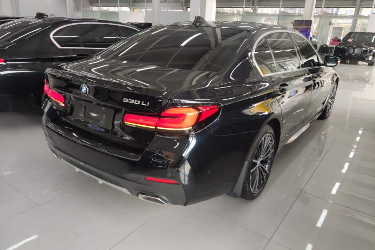 Used BMW 5 Series 2022 Restyled 530Li Leading Edition M Sport Package