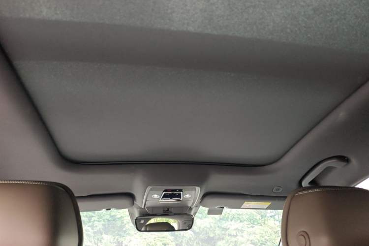 Used BYD Han 2022 EV Genesis Edition 715 km Front-Wheel-Drive Flagship Model Headliner