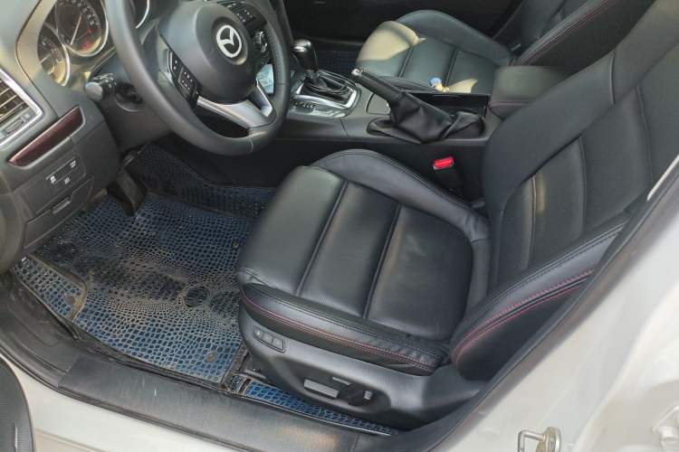 Used Mazda Atenza 2014 2.5L Blue Sky Prestige Edition
