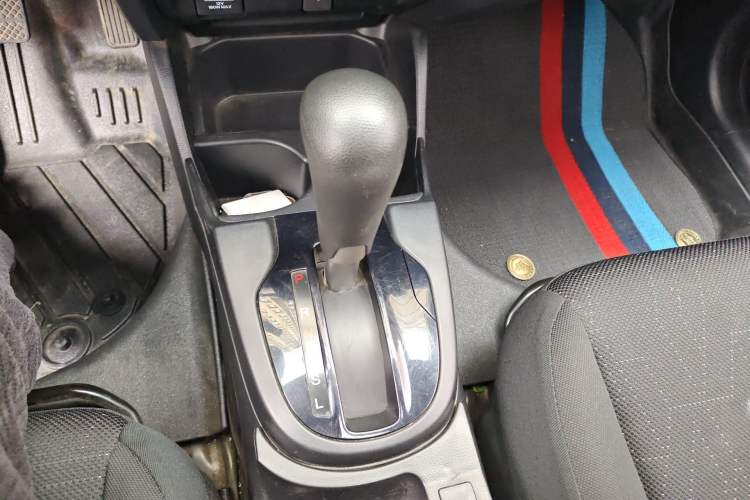 Used Honda Fit 2020 1.5L CVT Comfort Sunroof Version Gear Lever