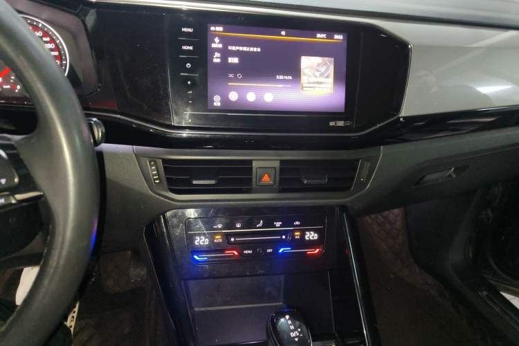 Used Volkswagen Tayron 2020 330TSI Two-Wheel Drive Luxury Smart Connectivity Version
