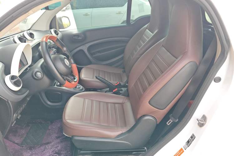 Used smart fortwo 2018 1.0L 52kW Hardtop Dynamic Version China V