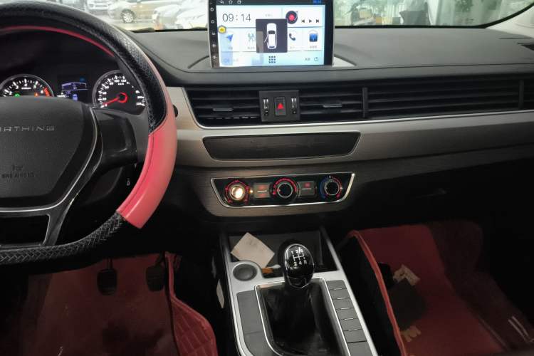 Used FORTHING T5 2022 Grand Edition 1.6L Manual Dream-Chasing Five-Seat Model
