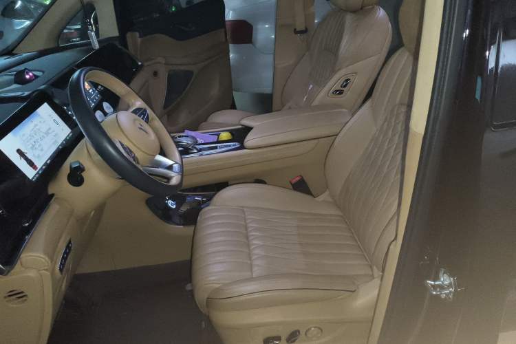 Used VOYAH Dream 2024 PHEV Ultra-Long Range Flagship Edition