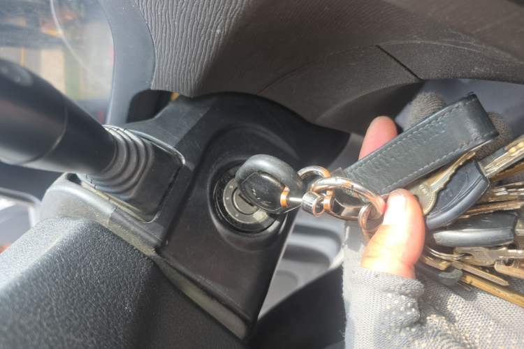 Used Wuling Hongguang 2020 1.2L S Base Model China VI LSI Vehicle Key