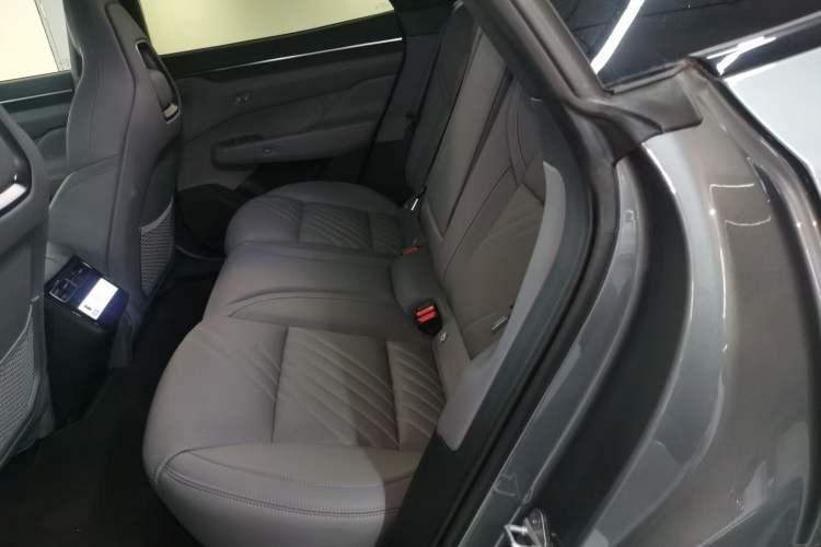 Used Zeekr 001 2025 YOU Edition 100 kWh All-Wheel Drive
