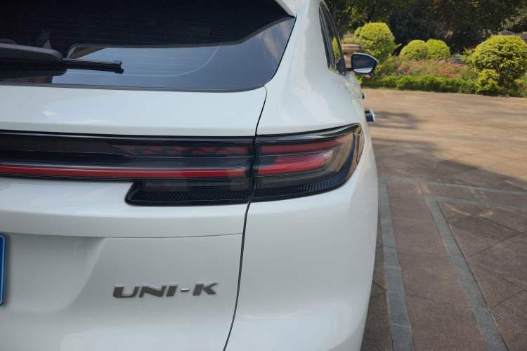 Used CHANGAN UNI-K 2021 2.0T Excellence Edition Right Rear Taillight