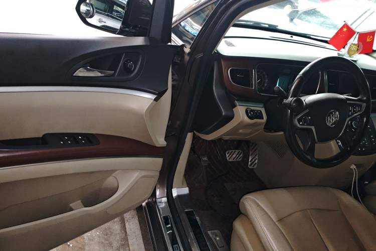 Used Buick GL8 2017 25S Luxury Version China V Standard