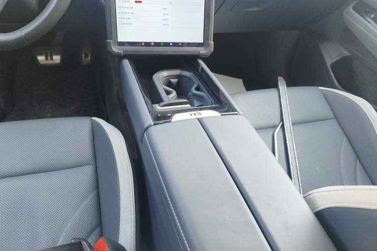 Used Volkswagen ID.7 VIZZION 2024 PRO Model Gear Lever