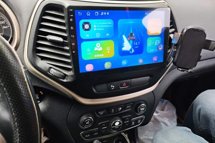 Used Jeep Cherokee 2016 2.4L Leading Edition