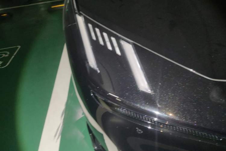 Used Lynk & Co Lynk & Co 10 EM-P 2025 Model 240 All-Wheel Drive Ultra—Sport Edition