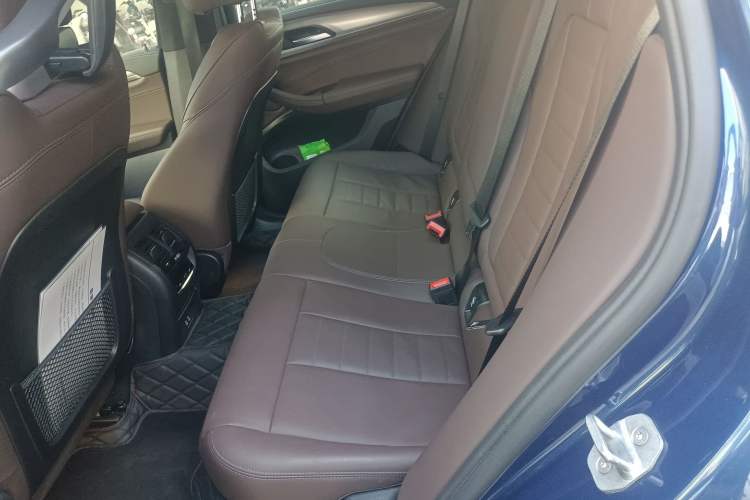 Used BMW X4 2020 xDrive25i M Sport Package Left Rear Seat